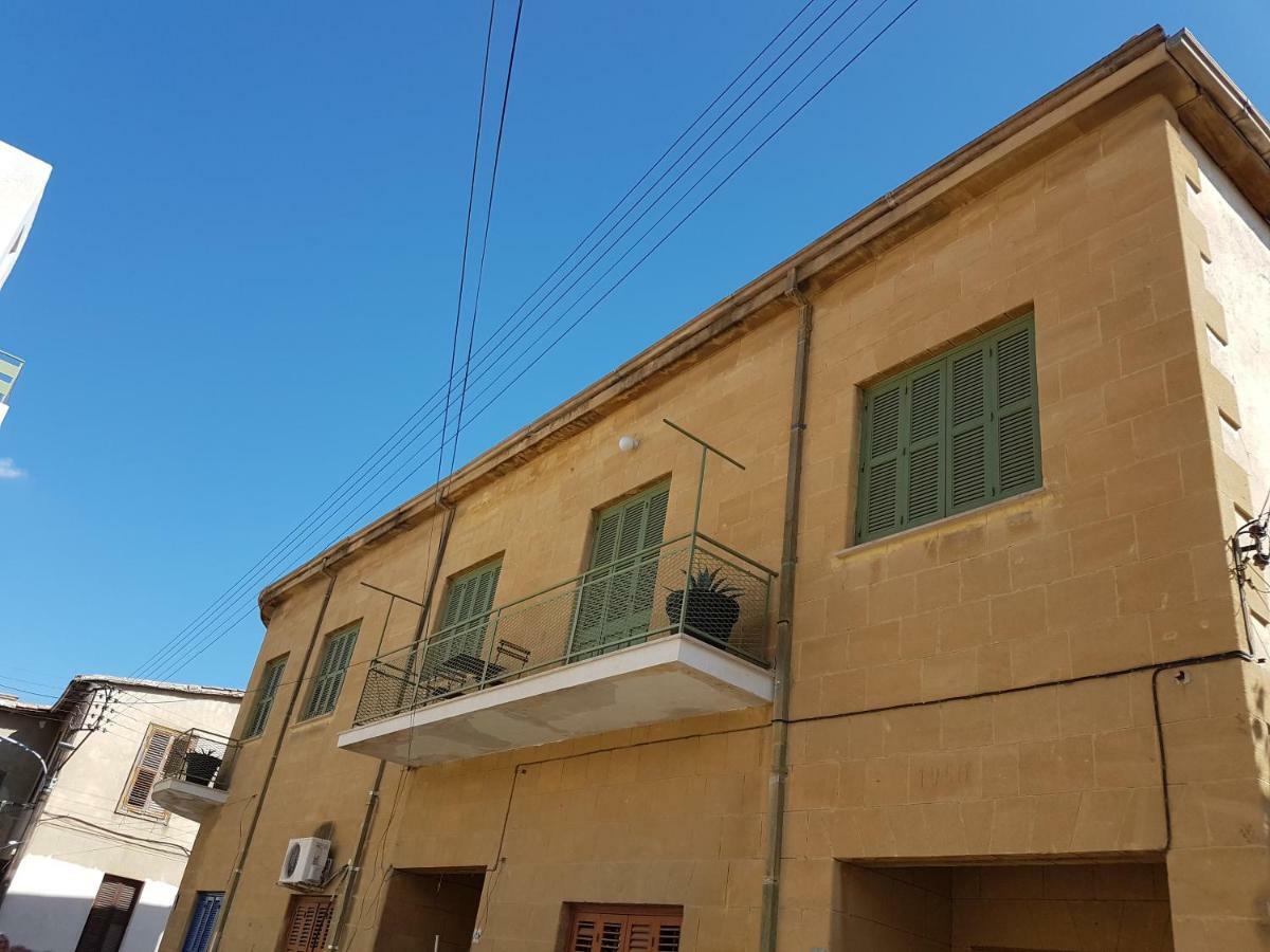 Ines Guest House Nicosia Kültér fotó